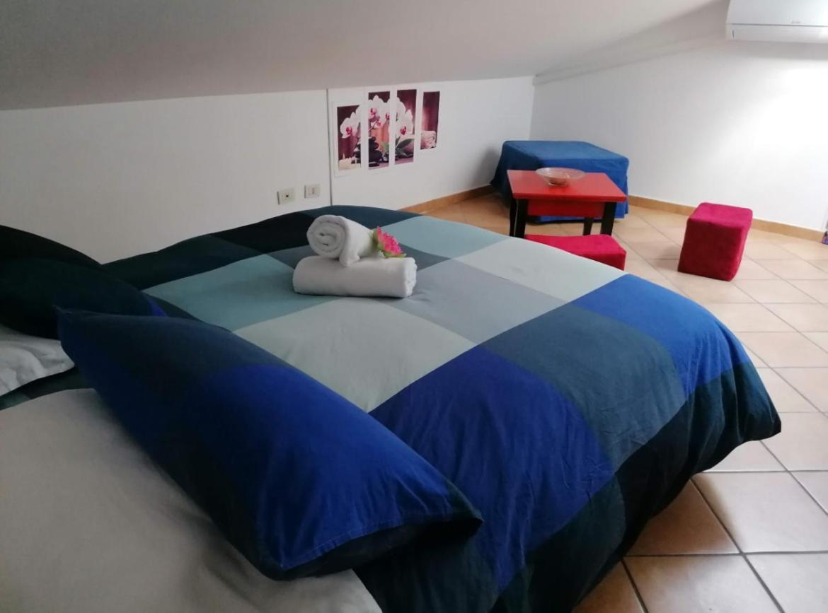 Ferienwohnung Casa Del Loto Fiumicino Exterior foto